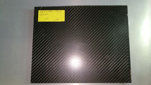 Bloc fibres de carbone epoxy UD 15,5 x 245 x 196mm
